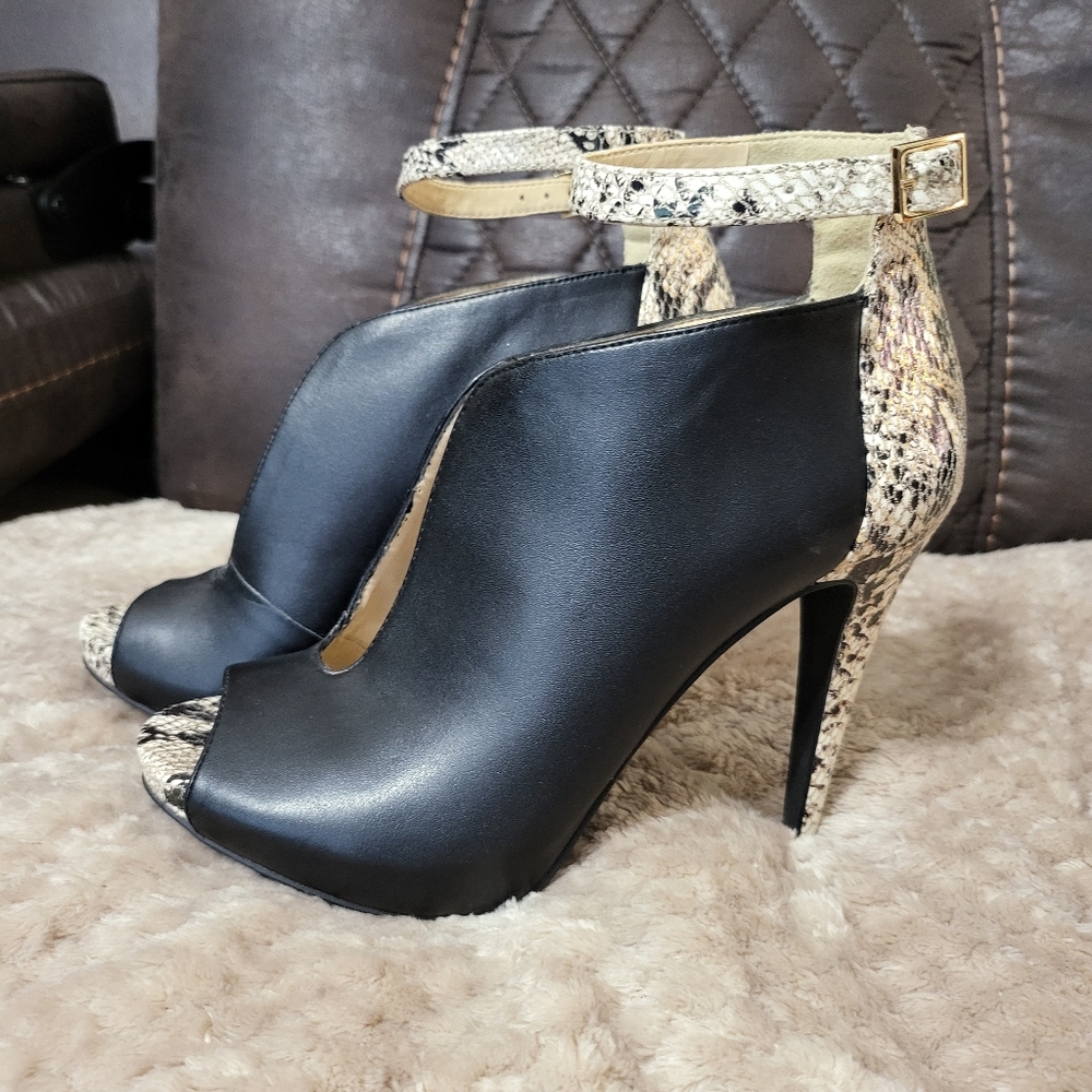 Jessica Simpson Black Booties, Size 7